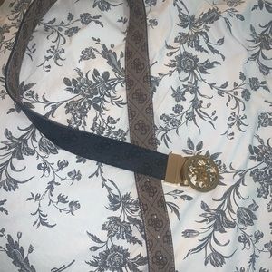 Guess Belt